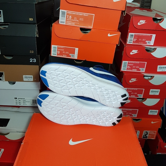 NIKE FREE ROYAL BLUE WOMEN'S US SIZE 8.5 BRAND NEW IN BOX - Picture 9 of 9